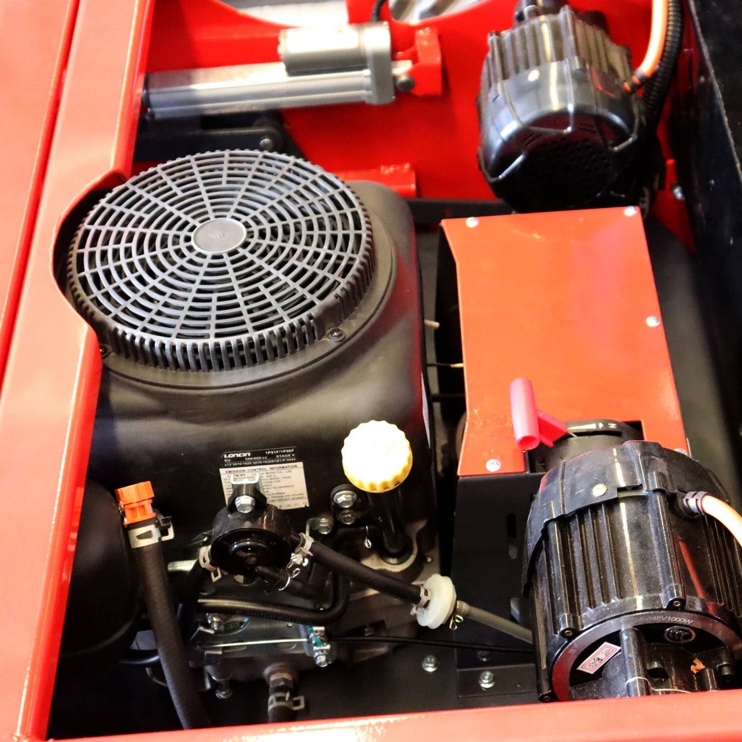 Agricultural Crawler Mower - Brush Cutter and Cultivator Combination, 550mm 9 HP