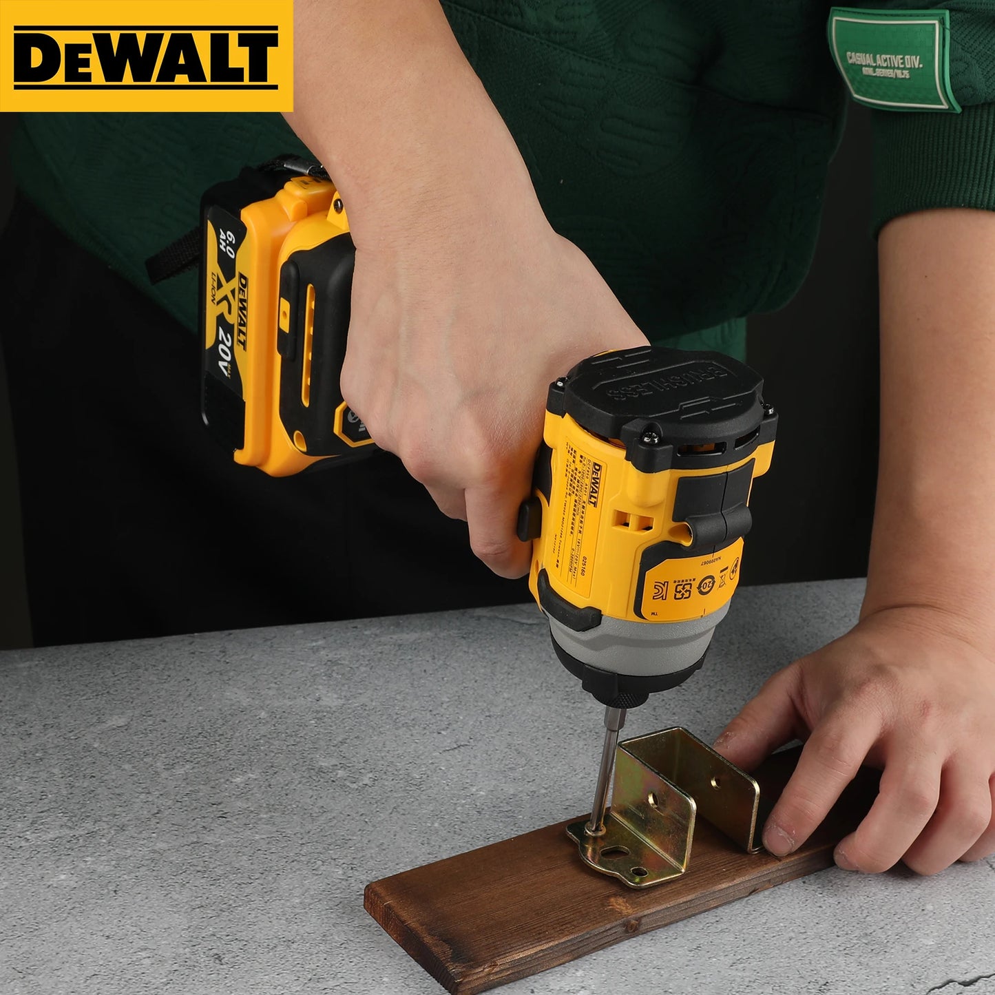 Dewalt DCF850 Rechargeable Cordless 20V Impact screwdriver