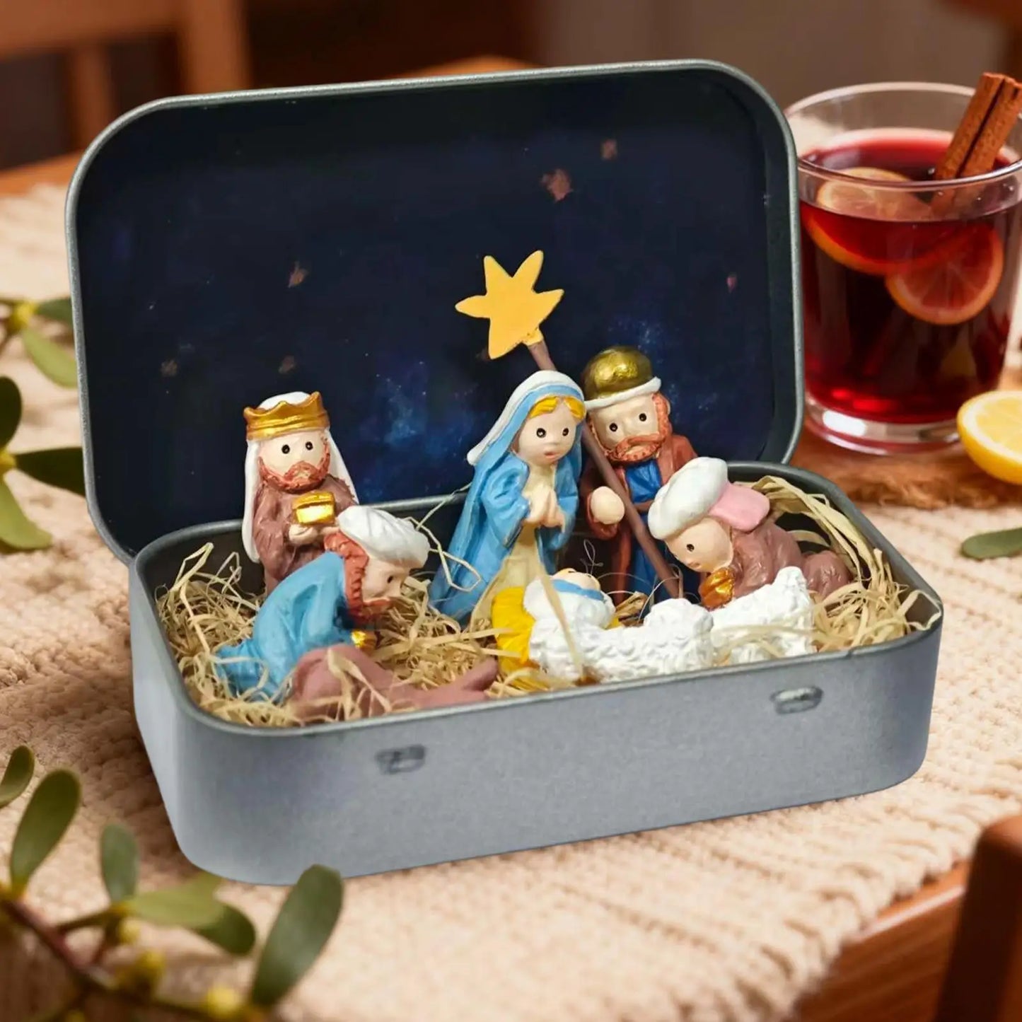 Nativity Set in Tin Box Portable Mini 3D Decorative Holy Ornament