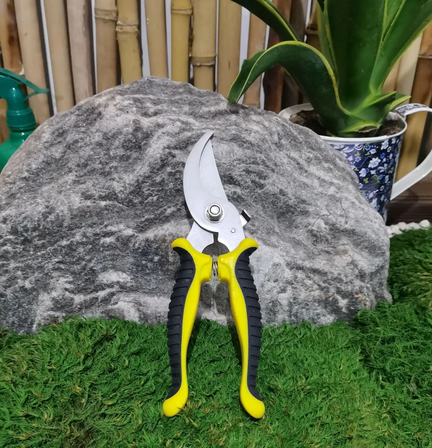 Garden Tool Hand Trowel, Rake, Cultivator, Weeder Tools with Ergonomic Handle,